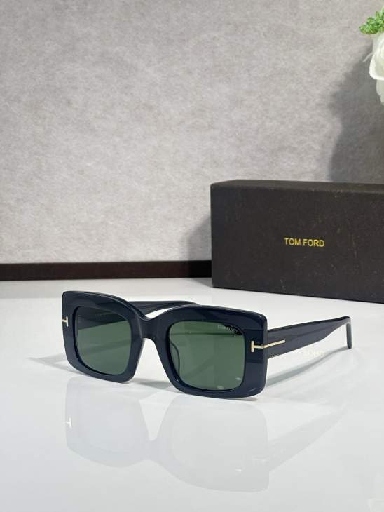 Picture of Tom Ford Sunglasses _SKUfw76300781fw